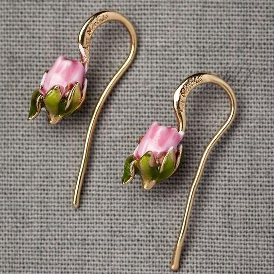 Vintage-Style Pink Rose Gold-Tone Dangle Earrings