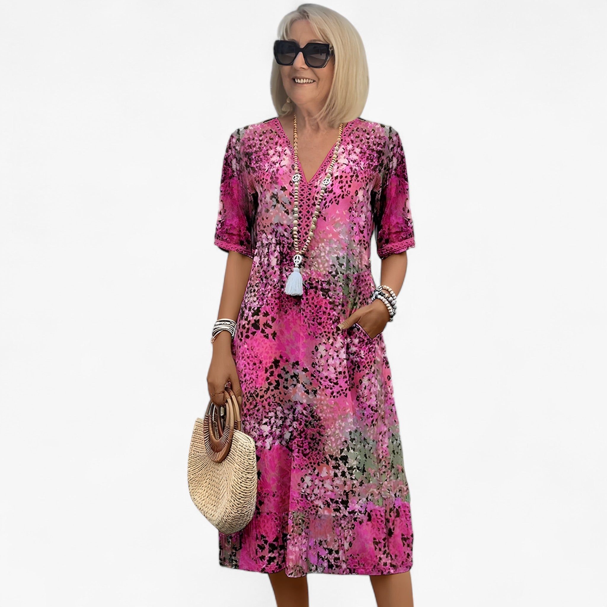 Jurk met bloemendessin, comfortabele pasvorm en verstelbare details