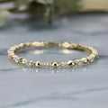 Klassieke vergulde ring met zirkonia-accent in diamantlook