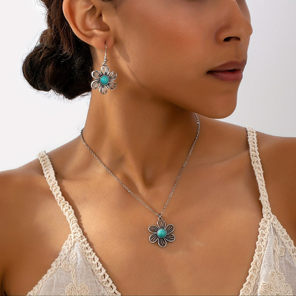 Vintage Turquoise Flower Silver-Plated Necklace and Earring Set