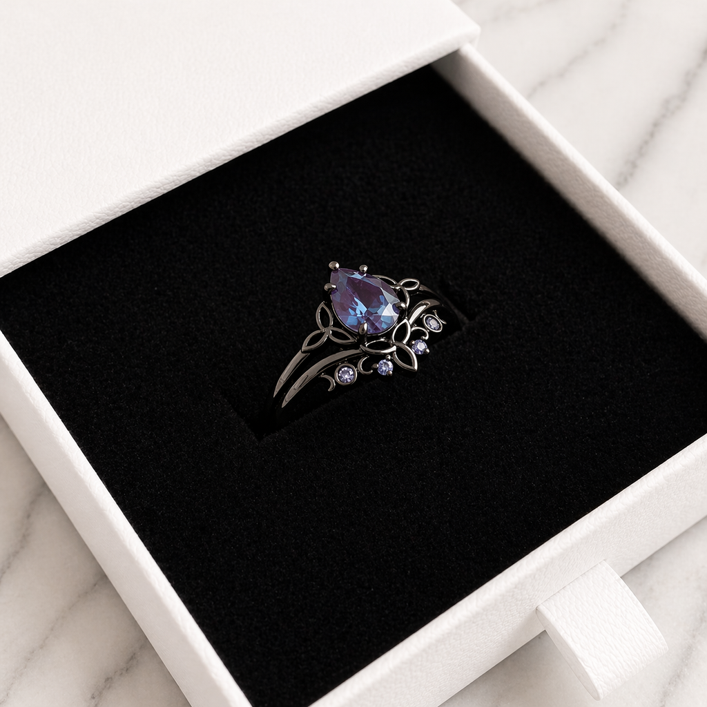 Amethyst-Look Layered Ring in White Gold Tone