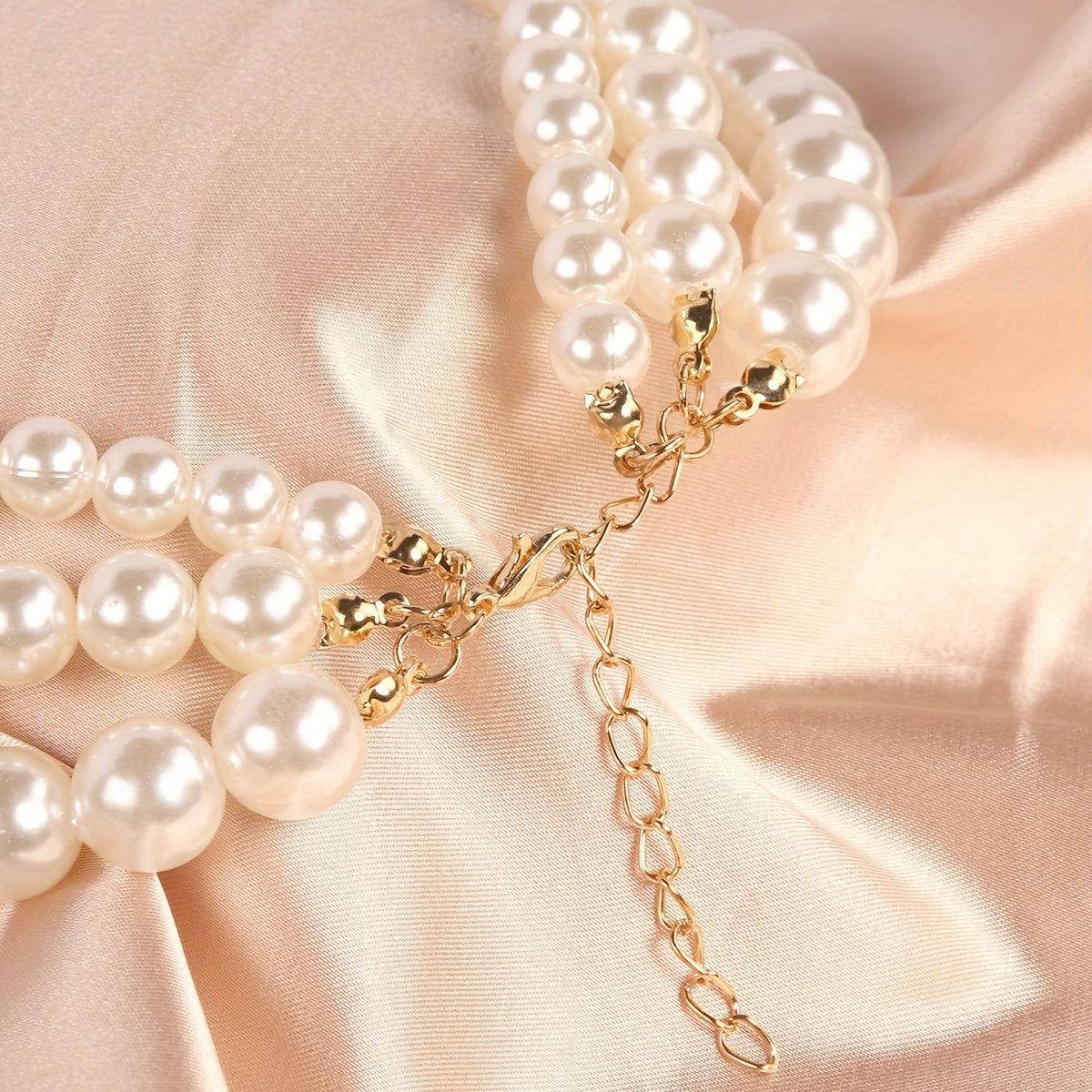 Vintage Layered Pearl Choker Necklace