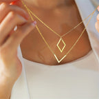 Retro geometrische goudkleurige ketting met V-hanger