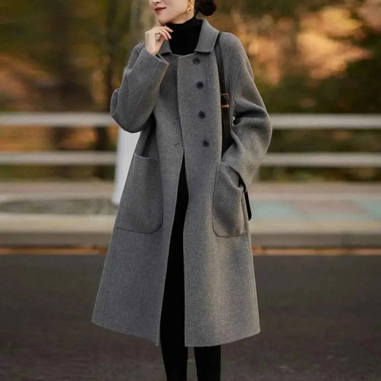Long Coat with a Round Collar and Butterfly Puff Sleeves