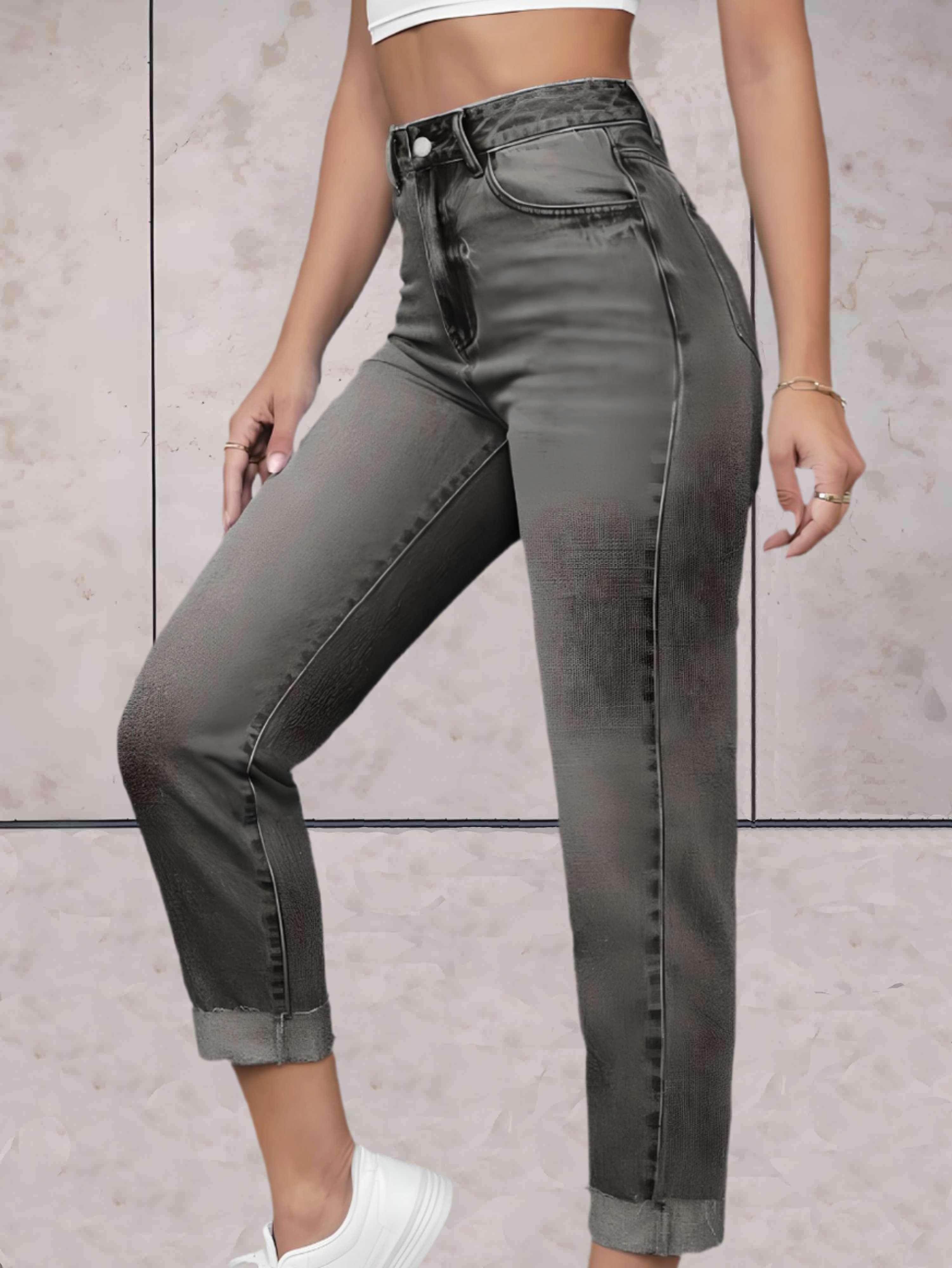 Highwaist jeans met omgeslagen zoom en zakken voor en achter