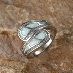 Vintage-Style Boho White Opal-Look Ring