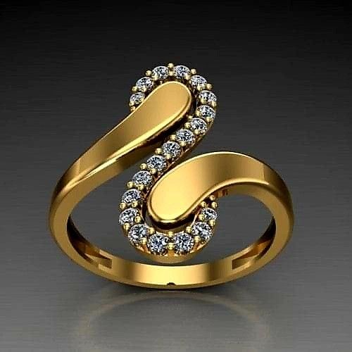 Vintage goudkleurige ring met muzieksleutel en zirkonia