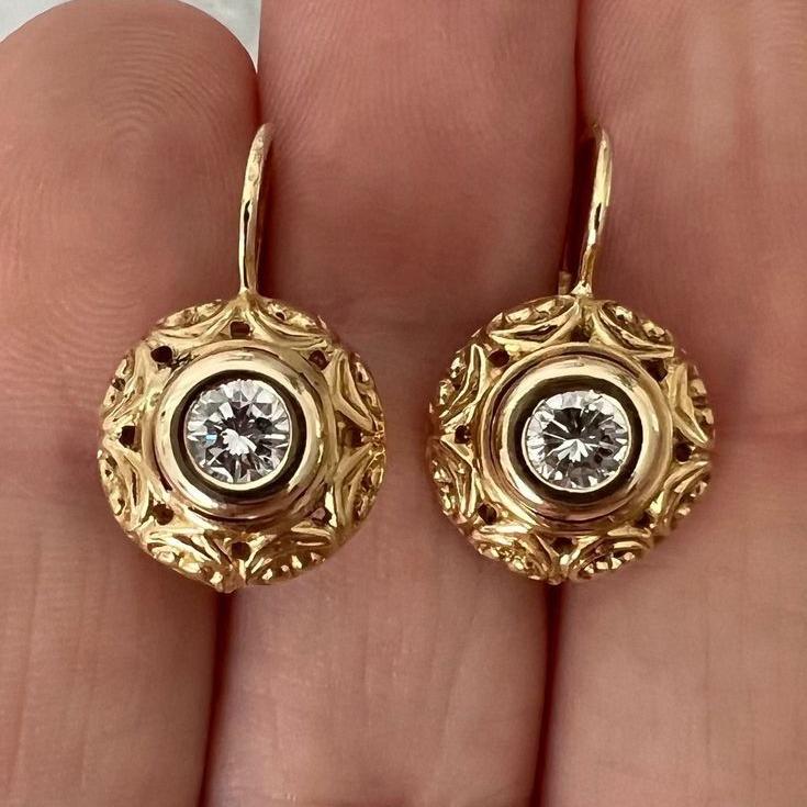 Vintage ronde glanzende goudkleurige oorbellen