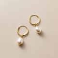 Creolen met zoetwaterparel in sterling zilver