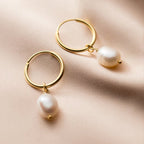 Creolen met zoetwaterparel in sterling zilver
