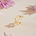 Leaf Band Ring in 18K Gold-Plated Brass