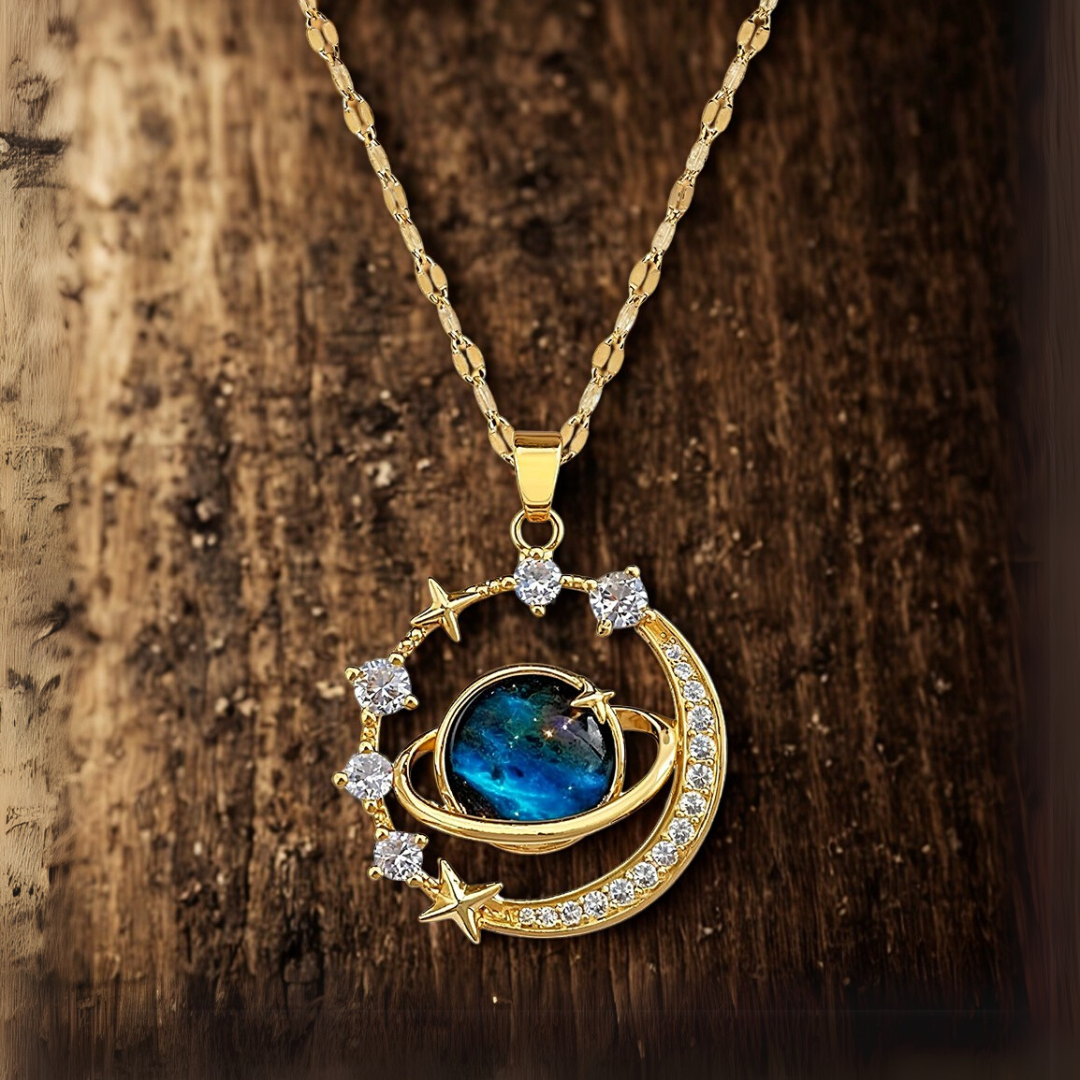 Ketting met sterren en planeet