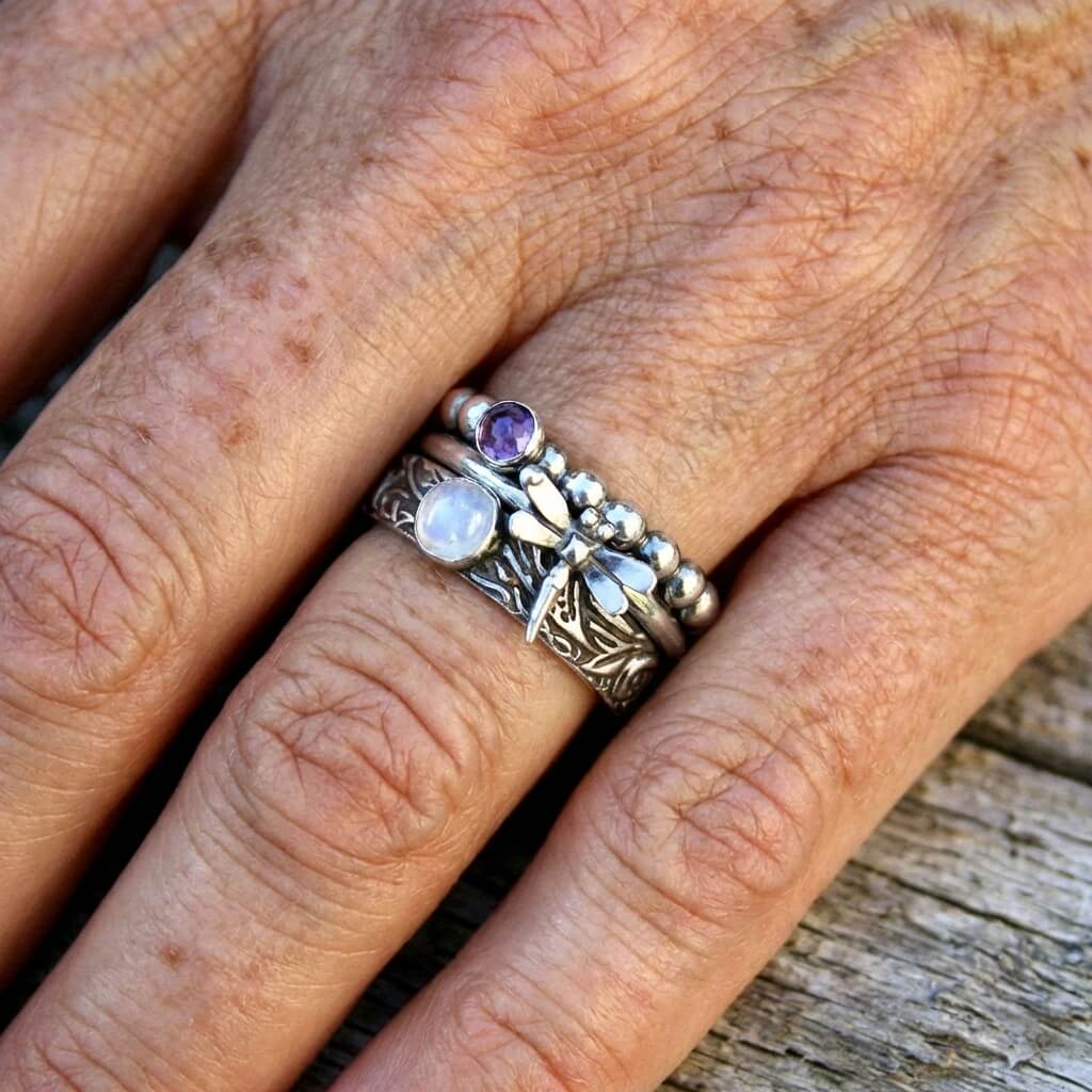 Vintage-Style Handmade Dragonfly Purple Zirconia Ring