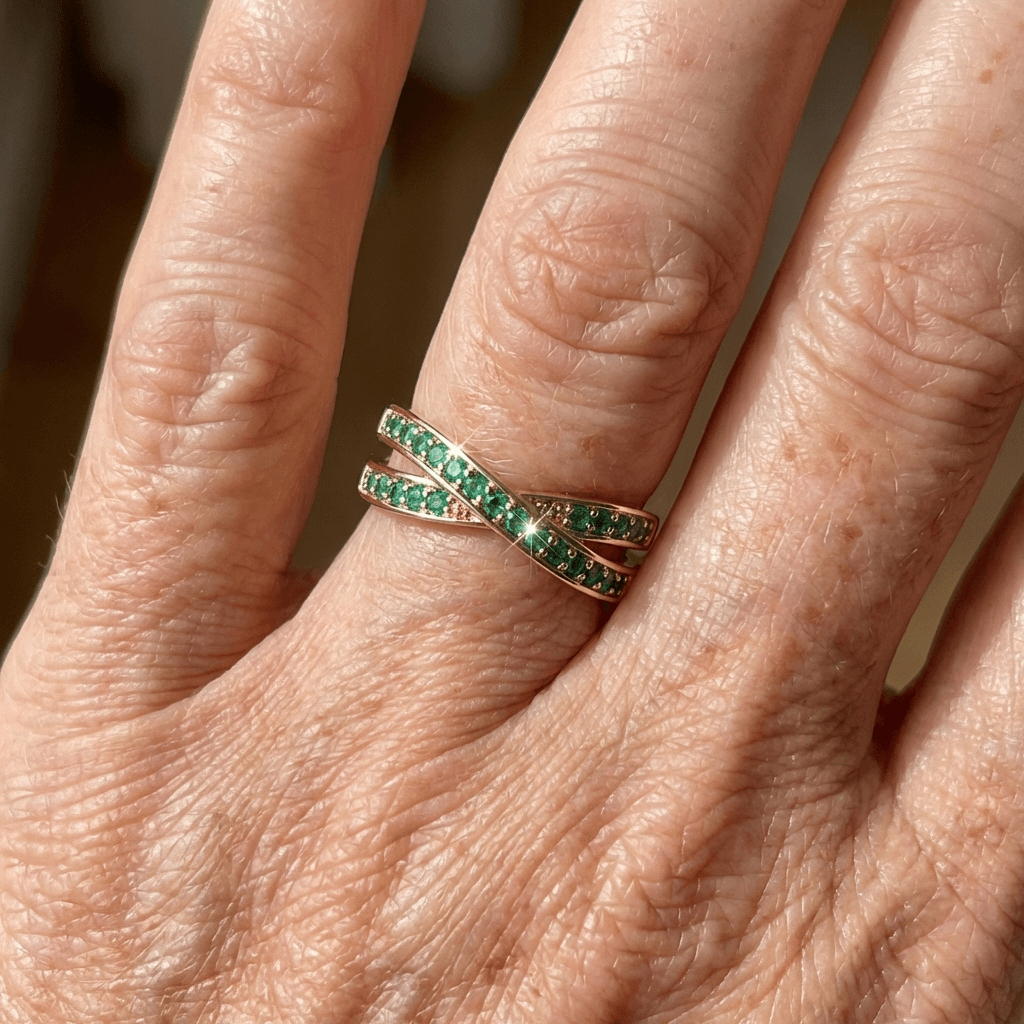 Minimalist Crossover Twisted Gold-Plated Zirconia Ring