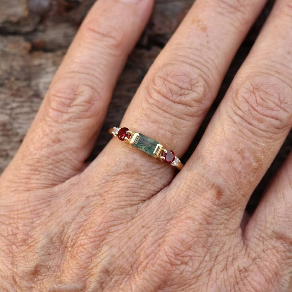Vintage-Style Minimalist Glass Stone Gold-Plated Ring