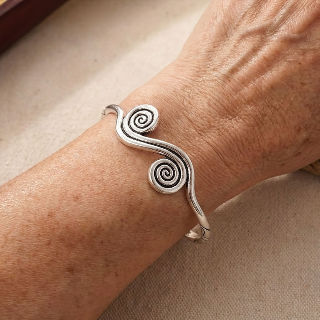 Vintage-Style Spiral Cuff Bangle