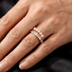 Åben ring i vintagestil med zirkonia og perle