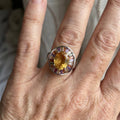 Ovale ring met champagne zirkoon aan smalle band