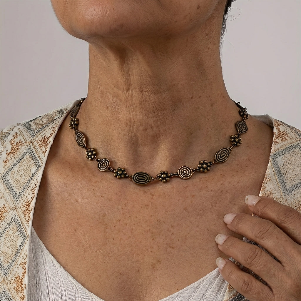 Bohemian Floral Swirl Short Choker Necklace