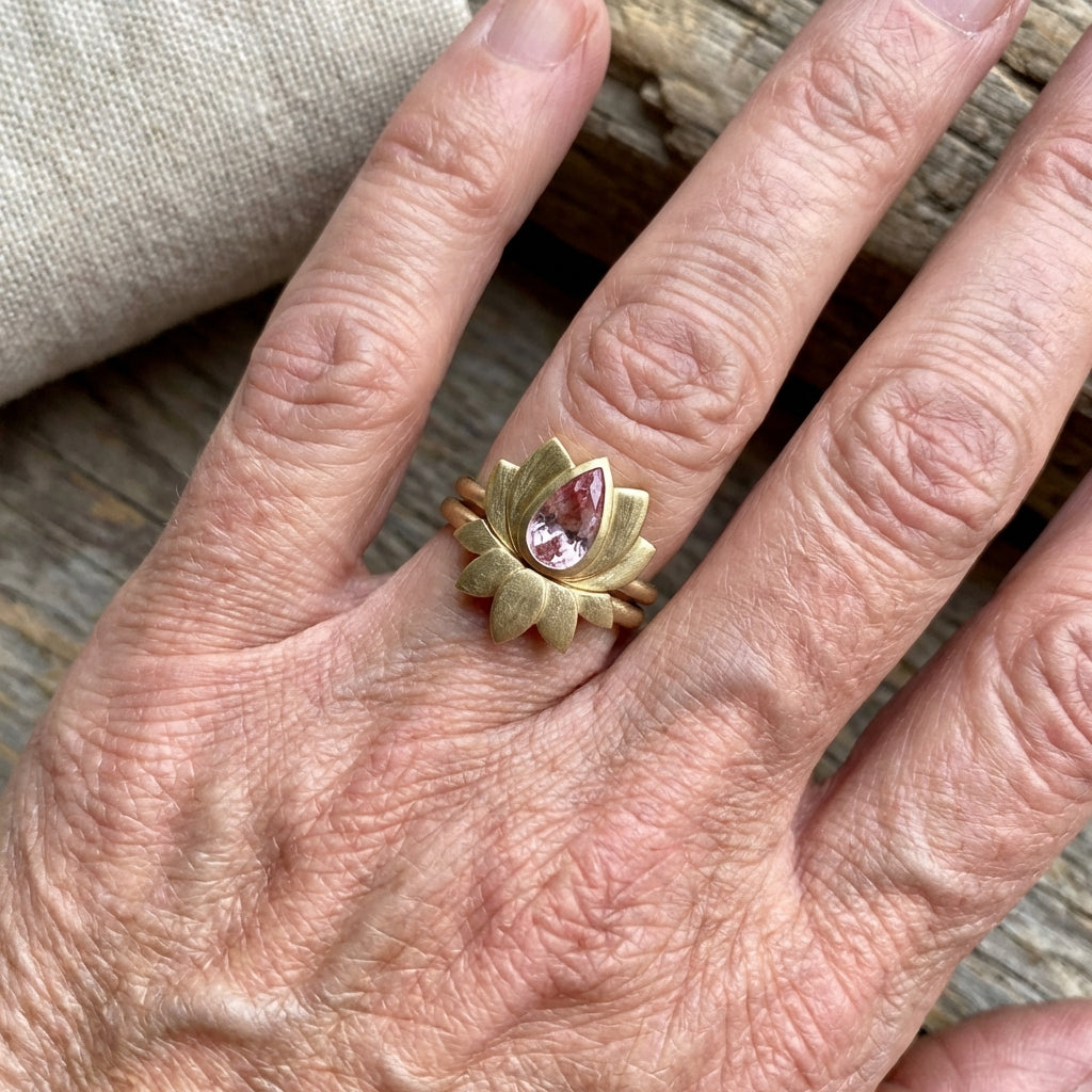 Vintage Pink Zirconia Lotus Flower Ring Set