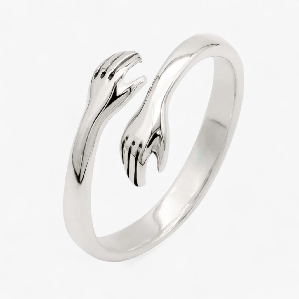 Gewikkelde ring met omarmende curve