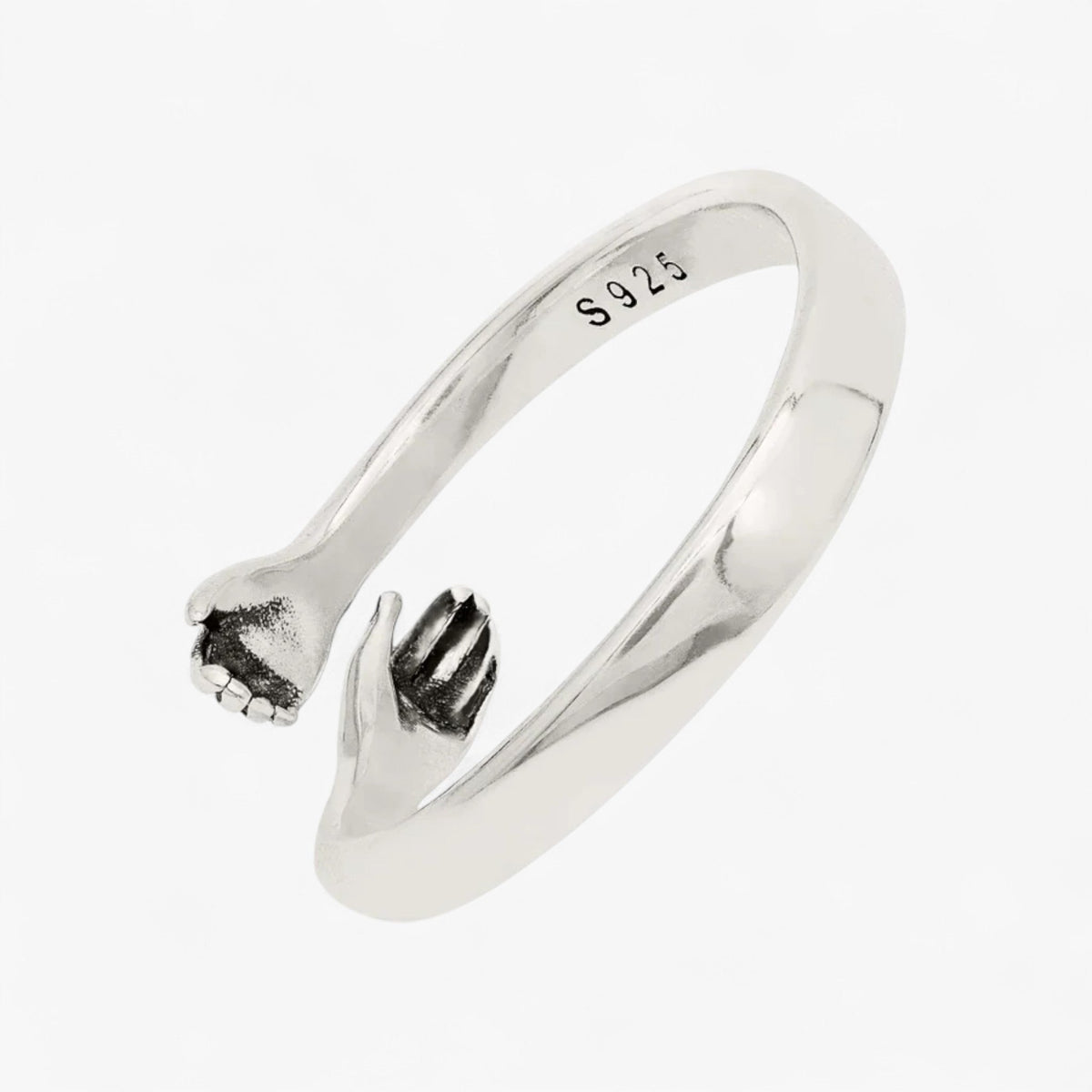 Gewikkelde ring met omarmende curve