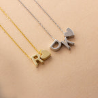 Gepersonaliseerde initiaalketting met letter en hart