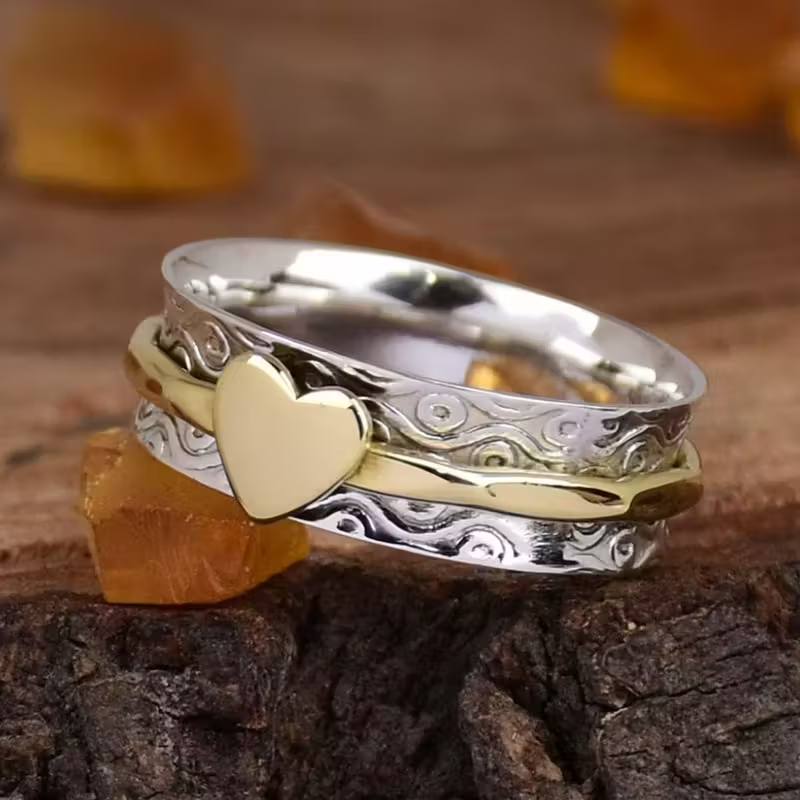 Ring met hartverbinding