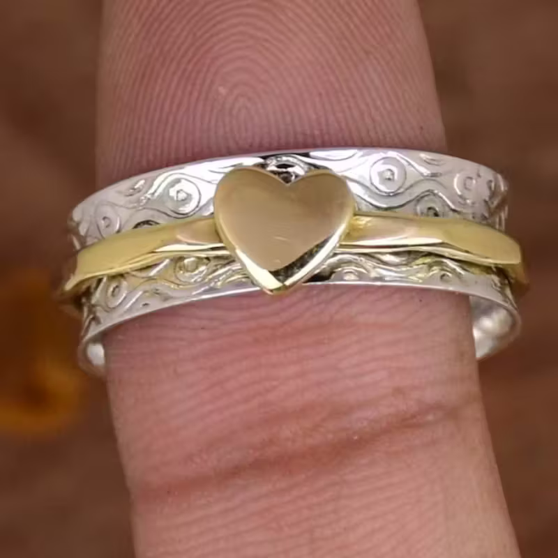 Ring met hartverbinding