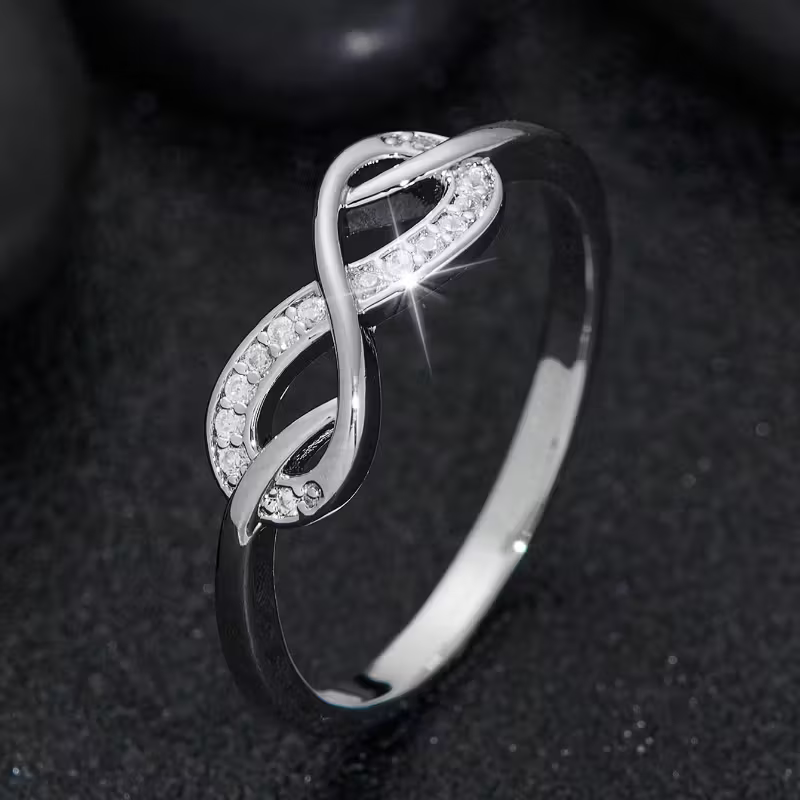 Eindeloos fonkelende ring