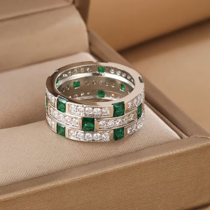 Matrixring met smaragdlook