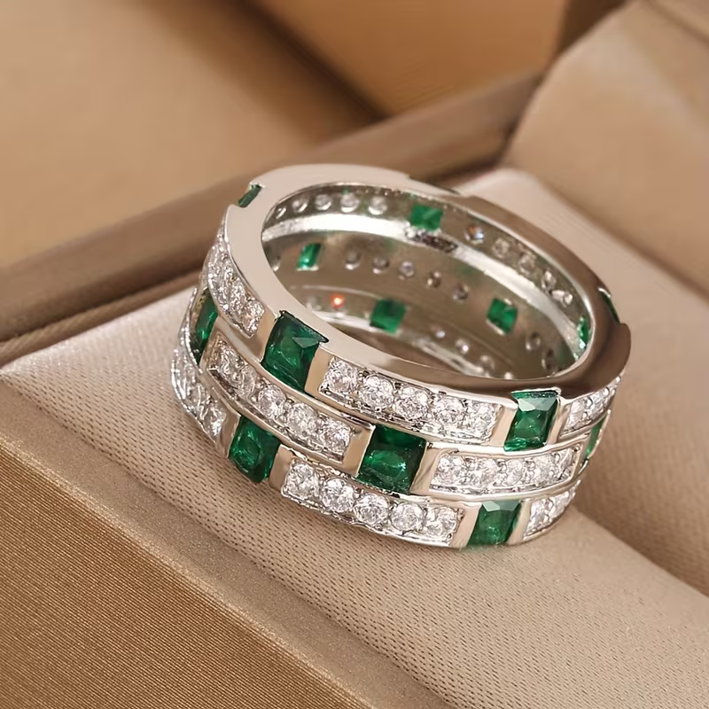 Matrixring met smaragdlook