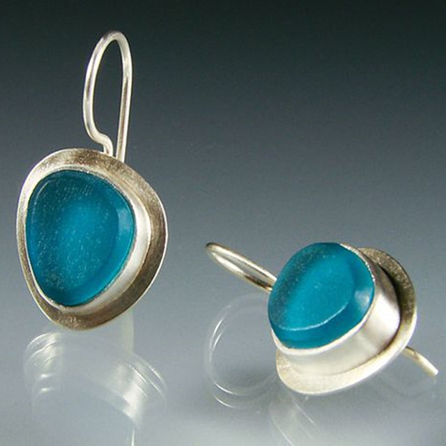 Vintage-Style Blue Stone Earrings in Silver Tone