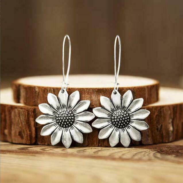 Vintage-Style Sunflower Silver-Tone Earrings