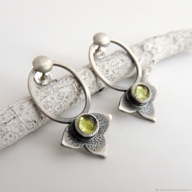 Vintage-Style Yellow Crystal Silver-Tone Petal Earrings