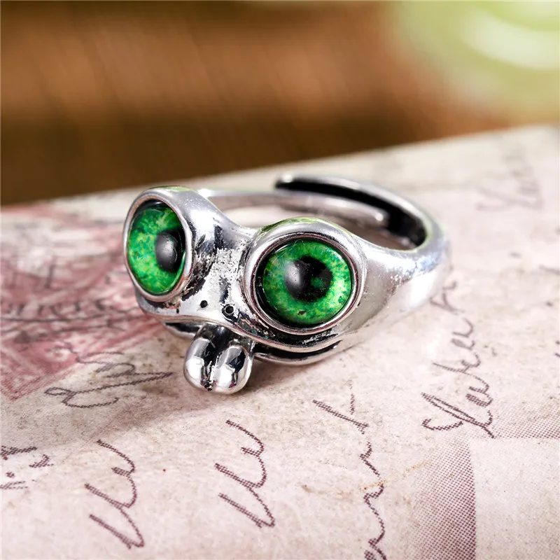 Adjustable Vintage-Style Happy Frog Ring