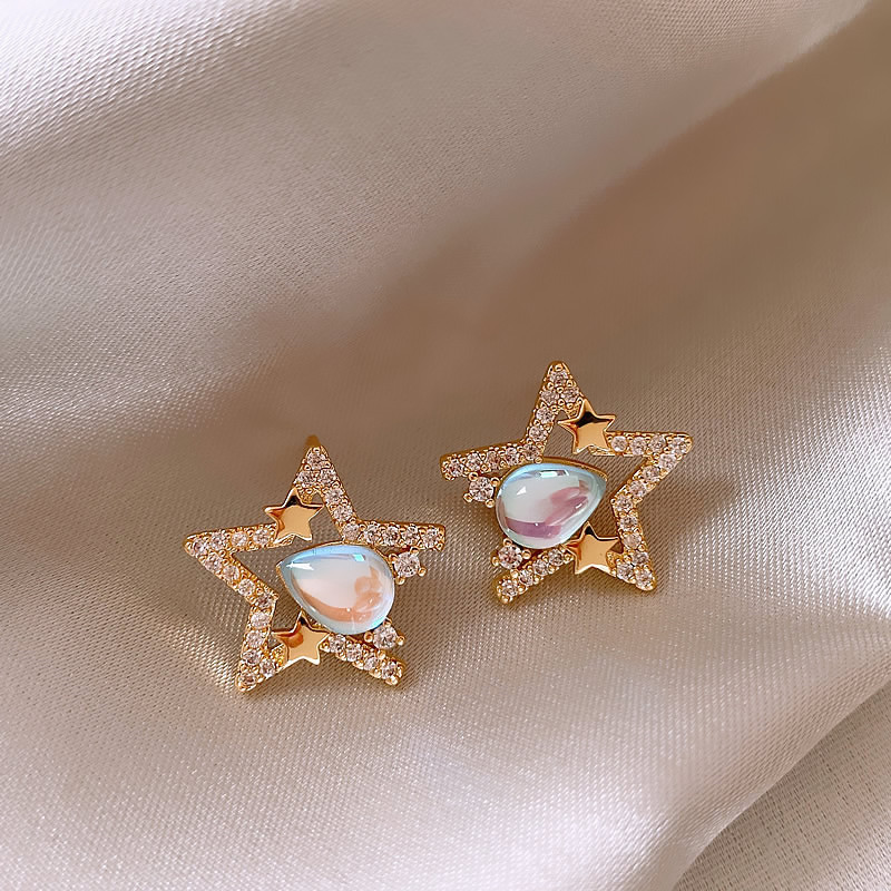 Diamond-Look Star Earrings