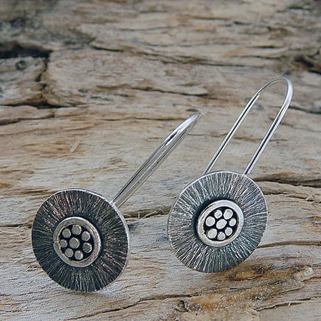 Vintage-Style Silver-Tone Stamped Disc Bar Earrings