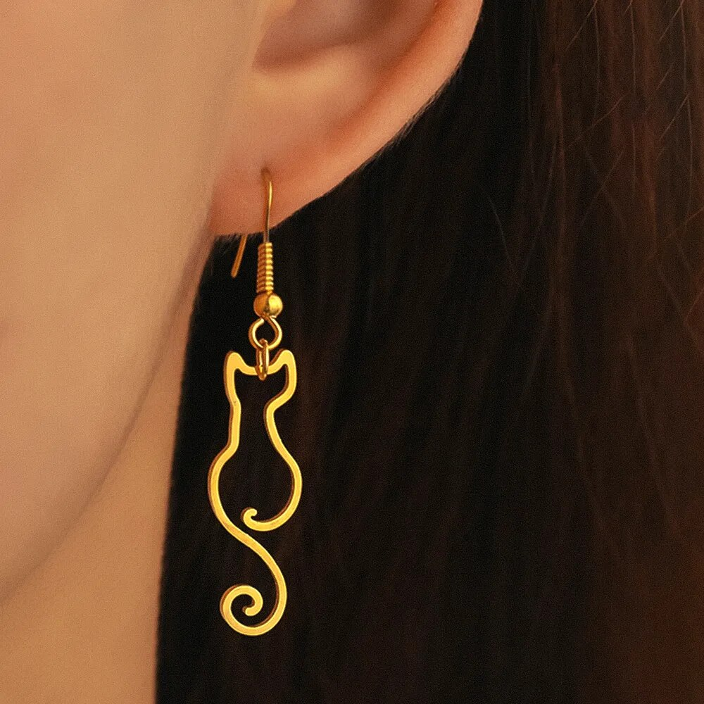 Vintage-Style Gold-Tone Cat Earrings