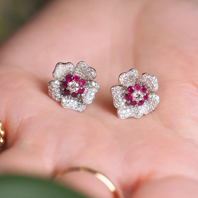 Brincos Flor Vermelha com Zircónias Estilo Vintage