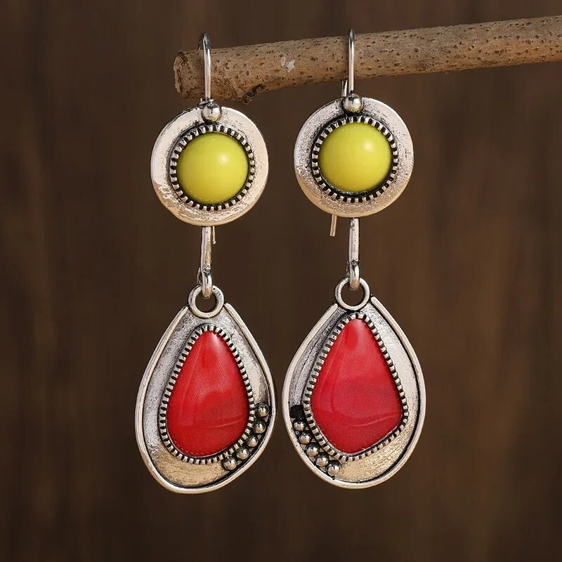Brincos com Pedras Vermelhas e Amarelas Estilo Vintage