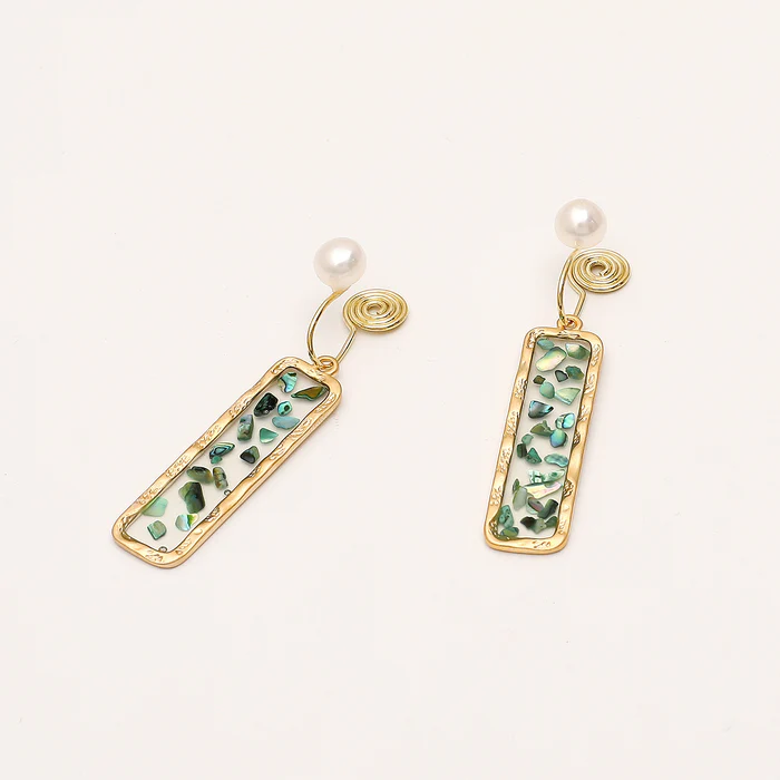 Vintage-Style Gold-Tone Rectangle Flower Earrings