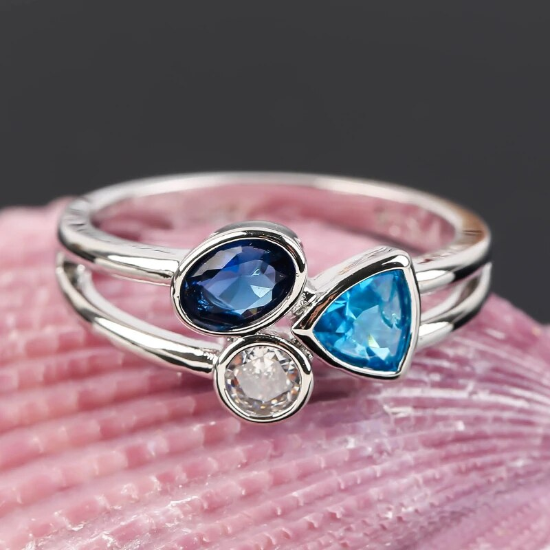 Vintage-Style Blue Inlaid Crystal Ring