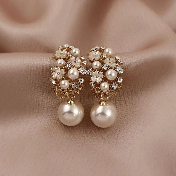 Pearl Cluster Flower Earrings with Pearl Drop