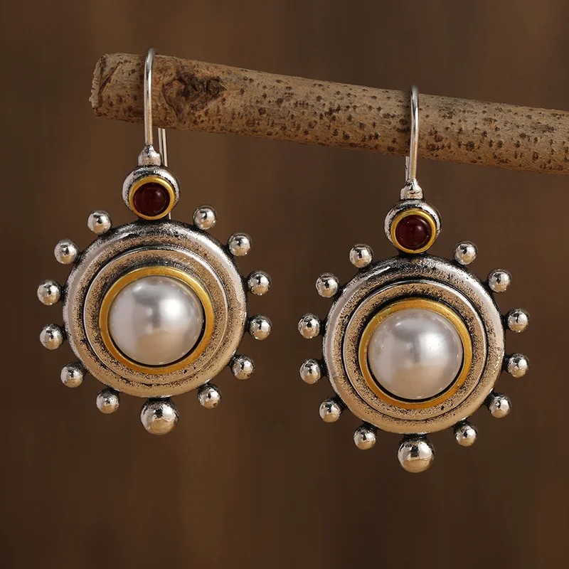 Vintage-Style Two-Tone Inlaid Pearl Earrings