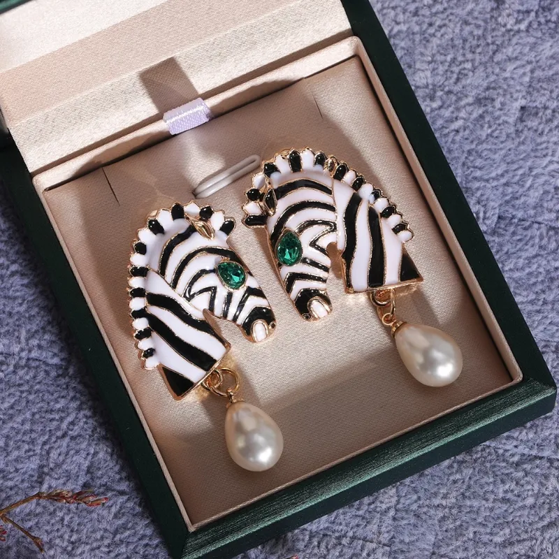 Vintage-Style Zebra Pearl Earrings