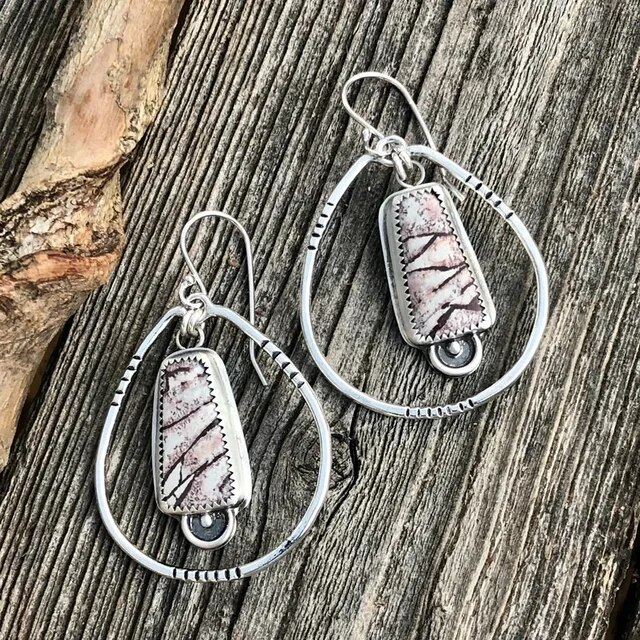 Vintage-Style Carved Gem-Look Earrings
