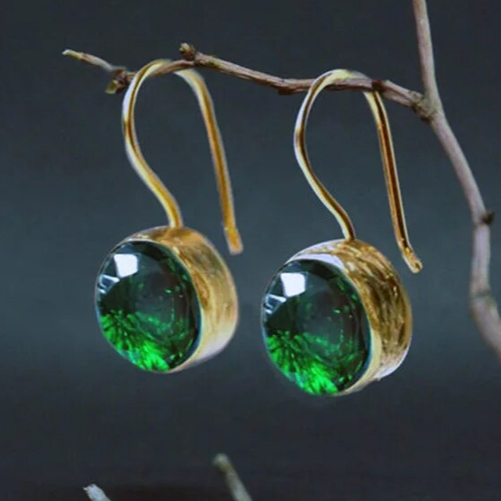 Vintage-Style Inlaid Gold-Tone Green Earrings