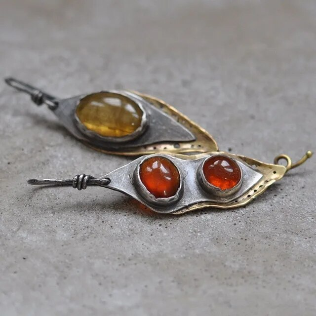 Brincos com Cristais Vermelhos e Amarelos Estilo Vintage