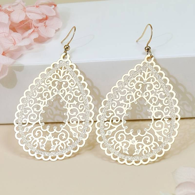 Vintage-Style Gold-Tone Mandala Drop Earrings
